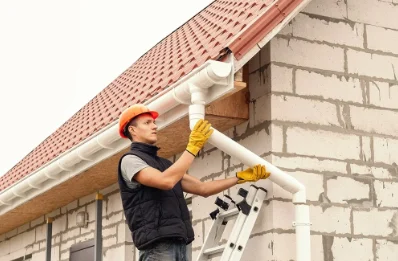 Pose et remplacement de gouttières à Brouchy
